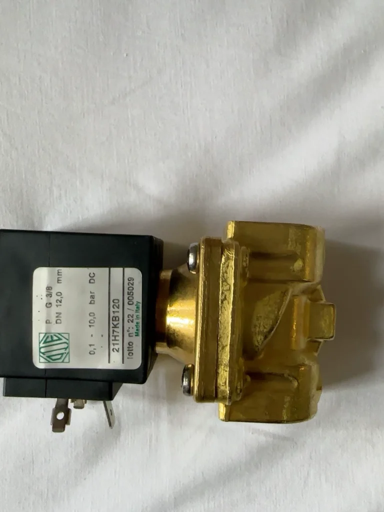 ODE Valve 21PW4K0V120 / BQV082CYCY