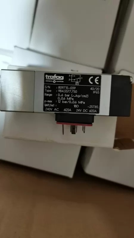 Trafag Pressure Switch 9B4.3377
