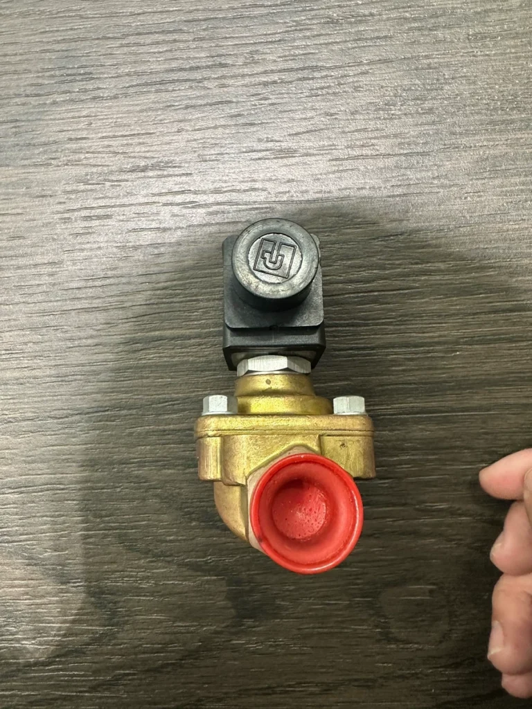 Parker Valve E321H15 thumbnail