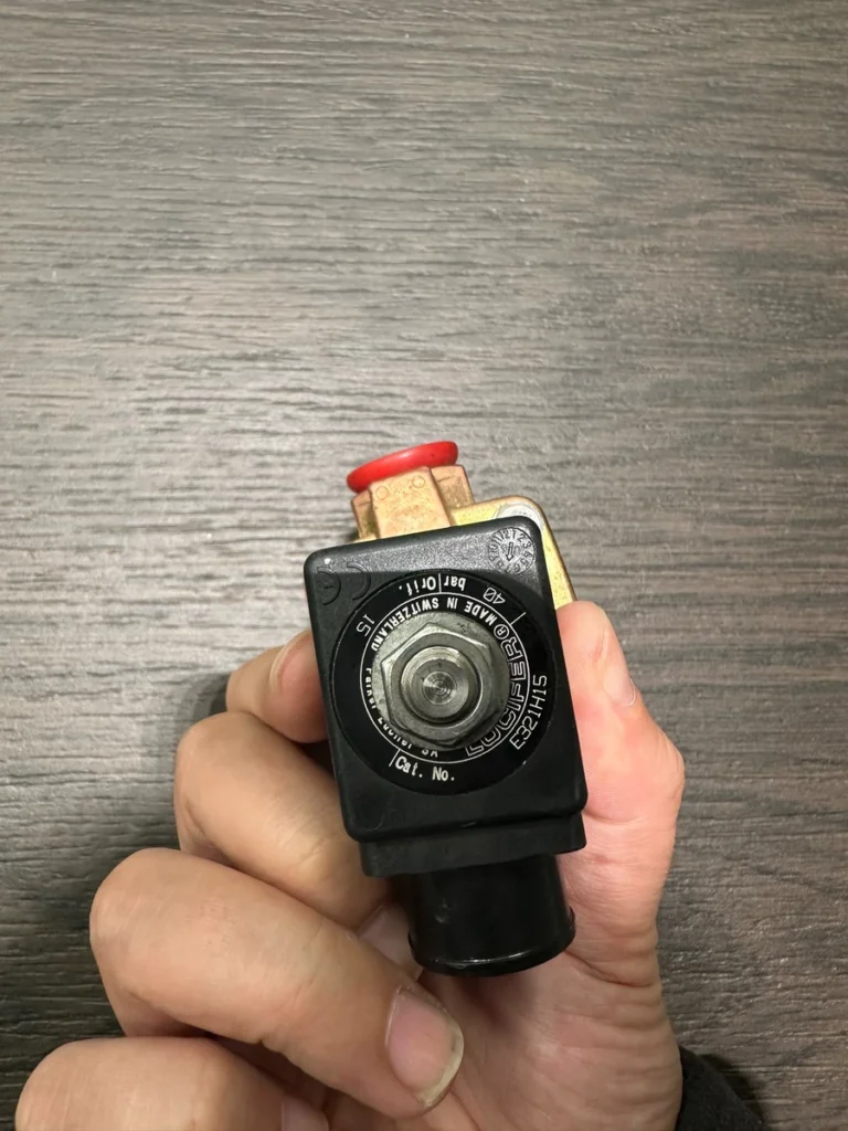 Parker Valve E321H15 thumbnail