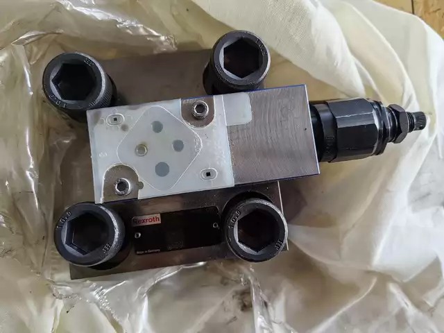 Rexroth Valve DBU2A2-71/400A400 thumbnail