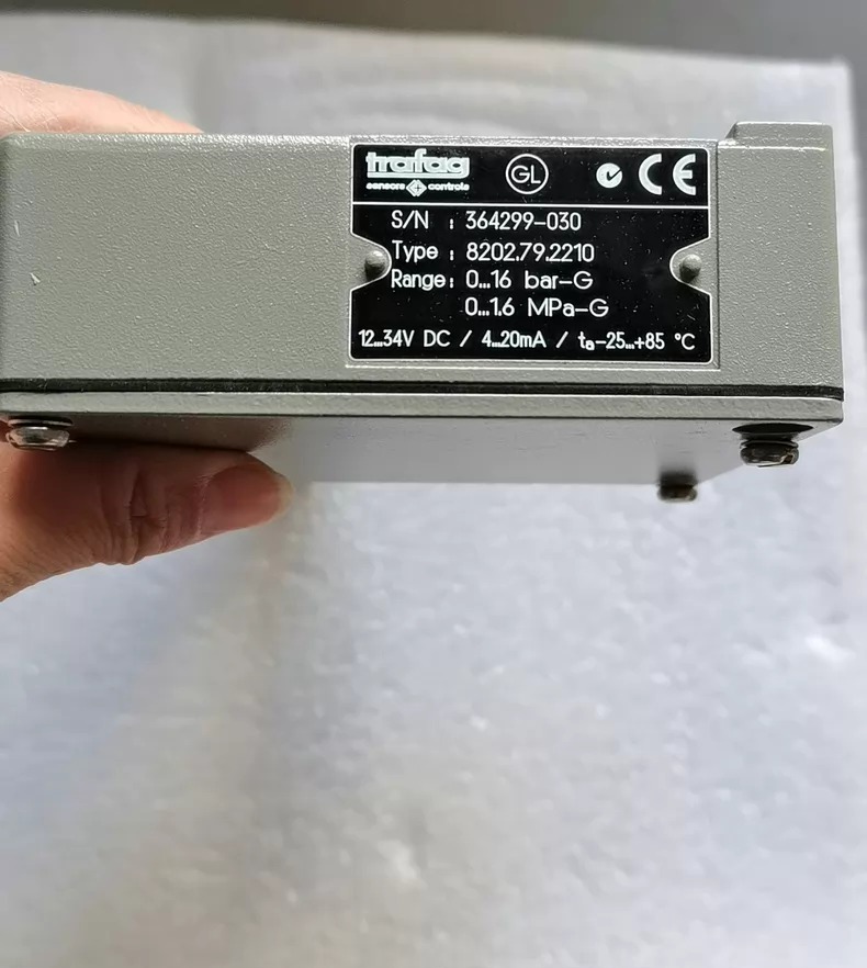 Trafag Pressure Transmitter 8202.79.2210 0-16ba