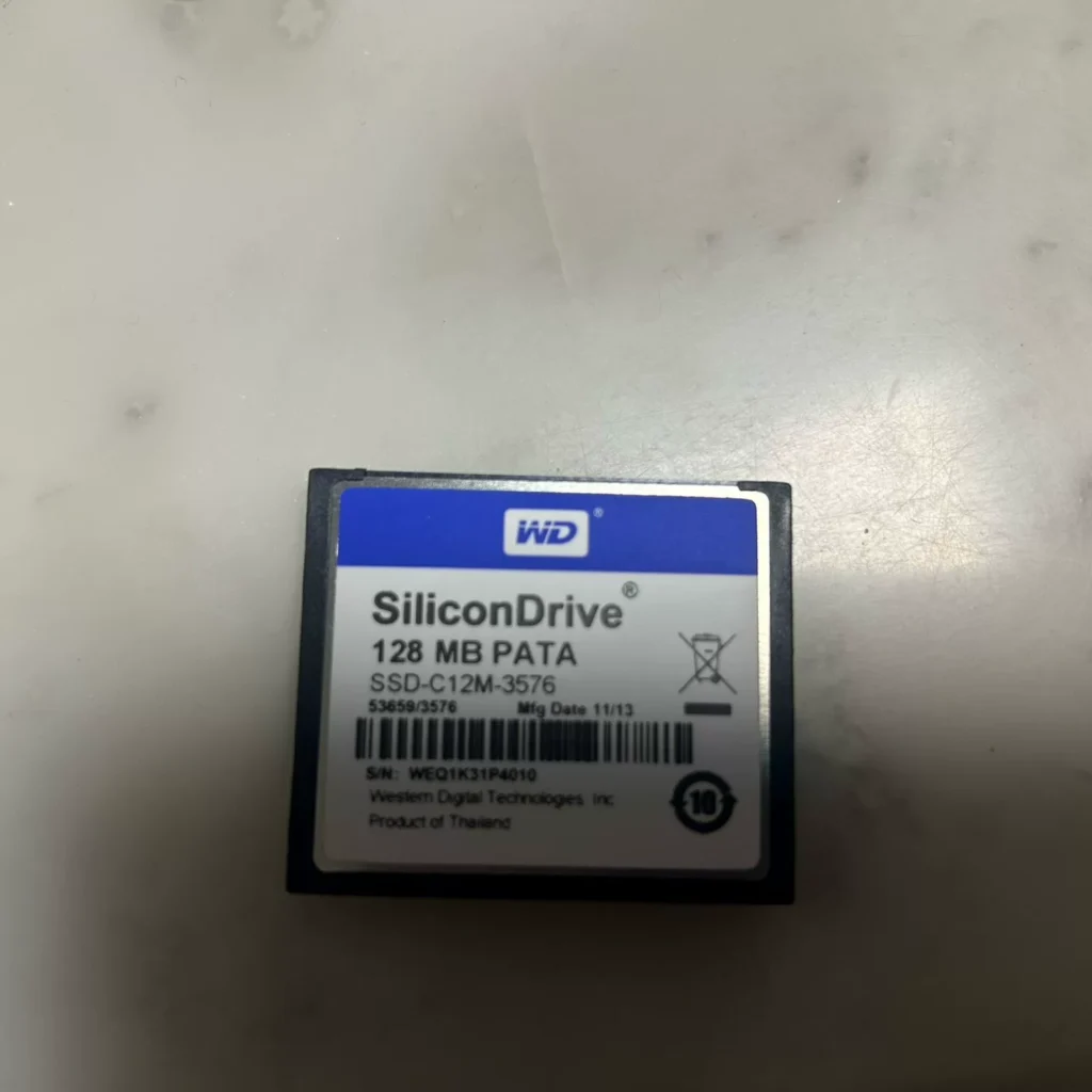Western Digital CompactFlash Card 5CFCRD.0128-03 thumbnail