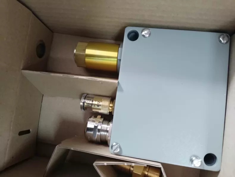 Trafag Pressure Switch 907.1278.905 thumbnail