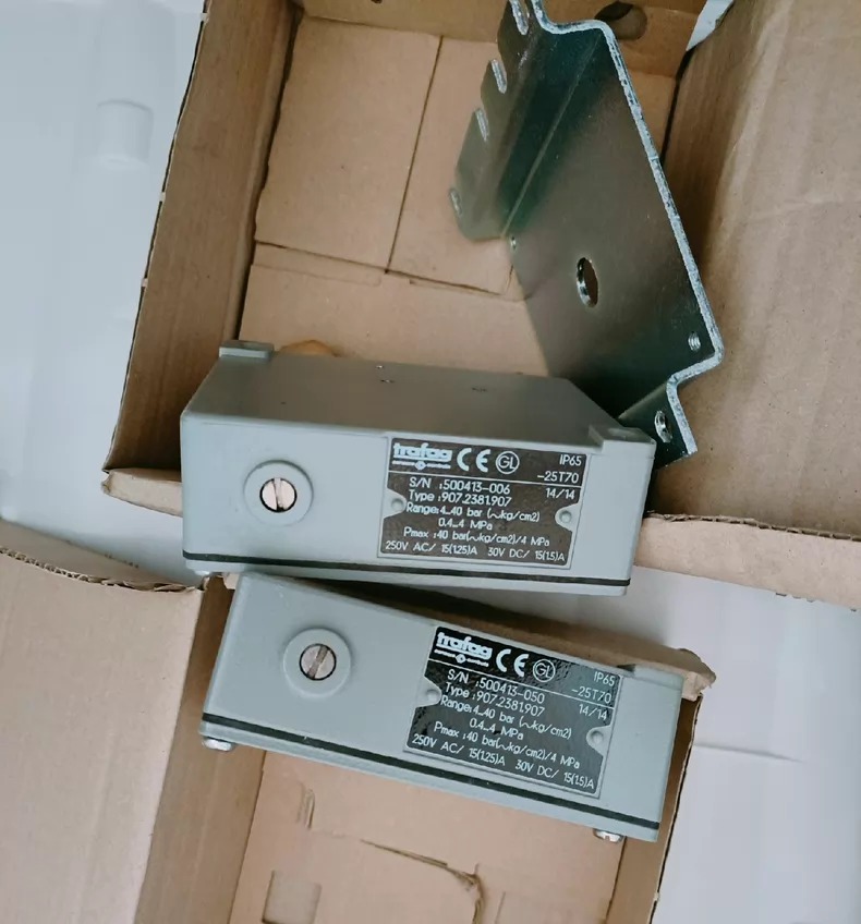 Trafag Pressure Switch 907.2381.907