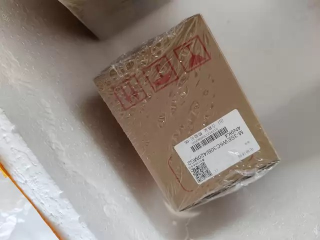Huade Hydraulic Valve M-3SEW6U30B/420MG24N9K4B12 thumbnail