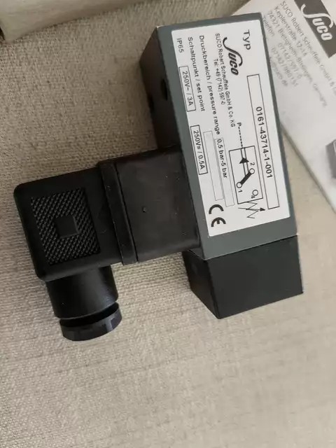 SUCO Pressure Sensor 0161-43714-1-001 thumbnail