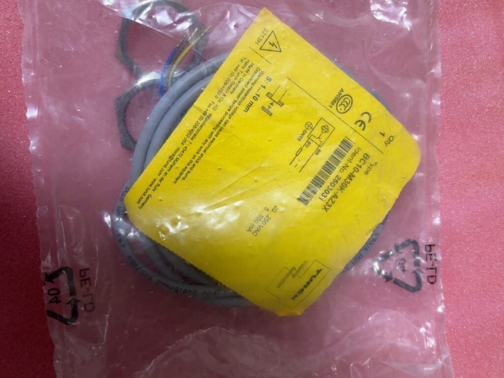 Turck Proximity Sensor BC10-M30K-AZ3X