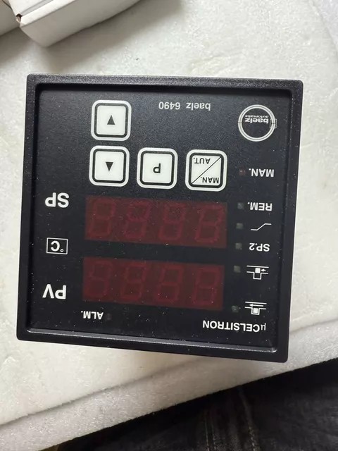 baelz Temperature Controller 6490/2-2.4-230 thumbnail