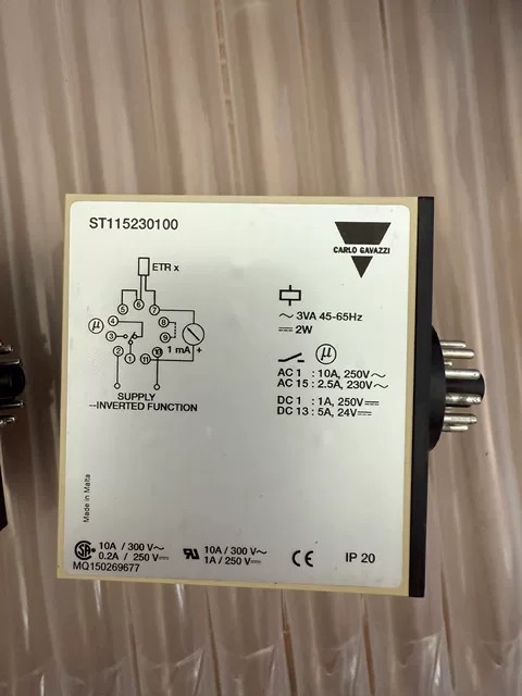 ST+115230100 Temperature Controller ST+115230100 thumbnail