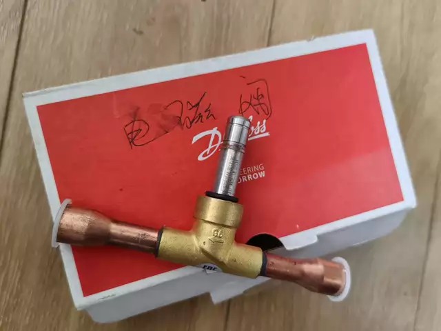 Danfoss Valve 032B2044 thumbnail