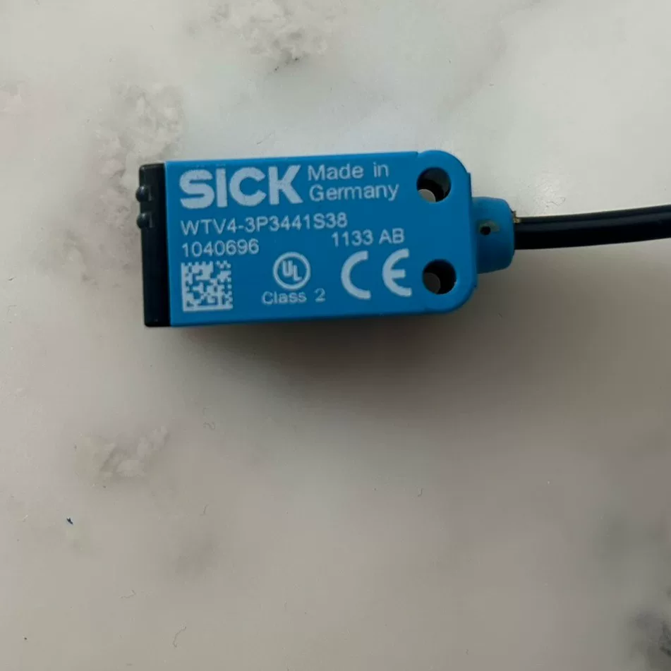 SICK Photoelectric Sensor WTV4-3P3441S38 thumbnail