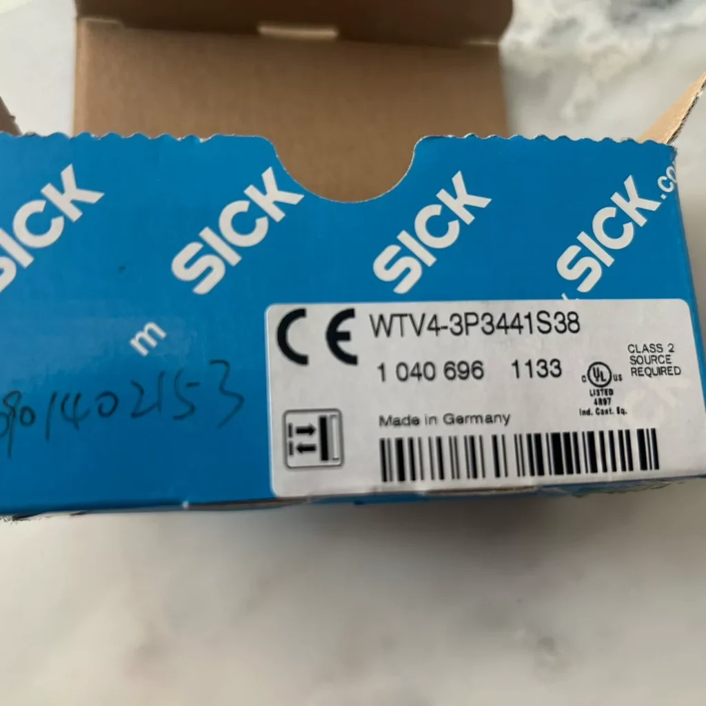 SICK Photoelectric Sensor WTV4-3P3441S38 thumbnail