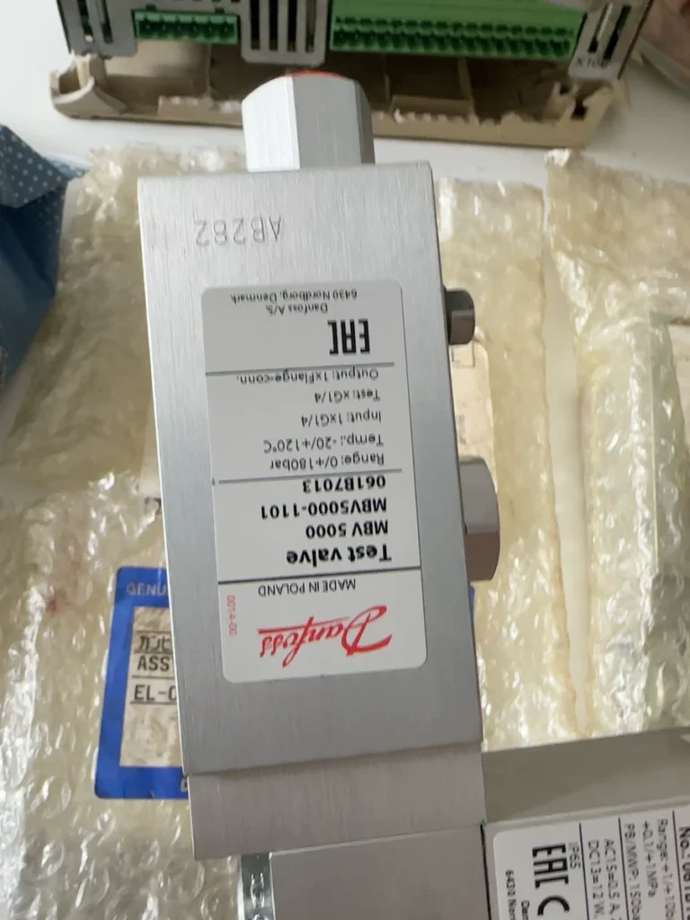 Danfoss Pressure Switch MBC5100 061B108 thumbnail