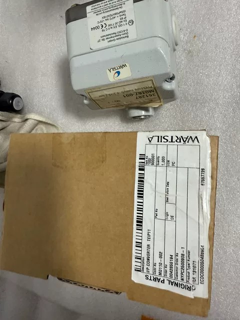 Barksdale Switch D1T-M3SS-EXI
