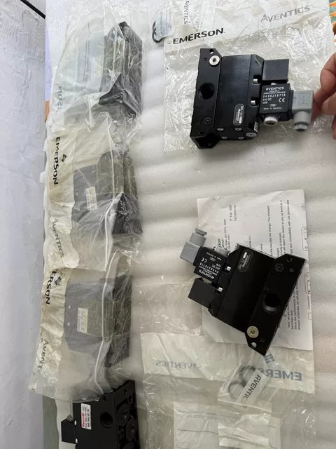 Yanmar Valve R404061165 thumbnail