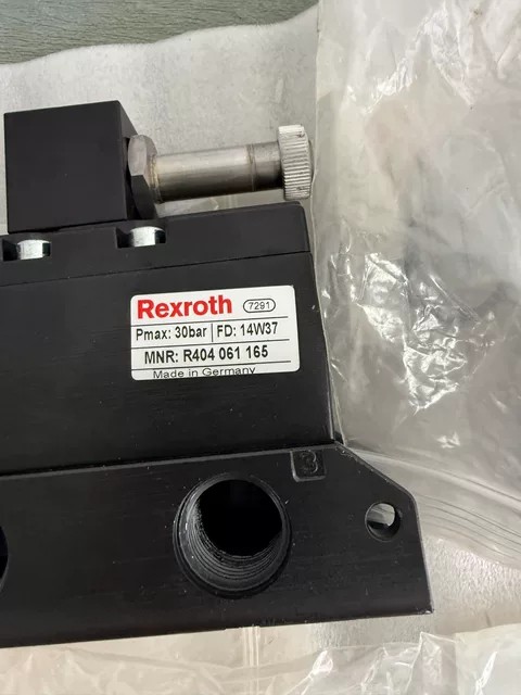 Yanmar Valve R404061165 thumbnail