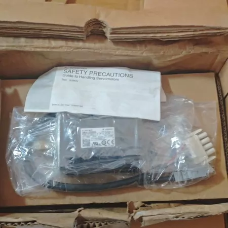 Yaskawa Servo Motor SGMJV-02ADE6S