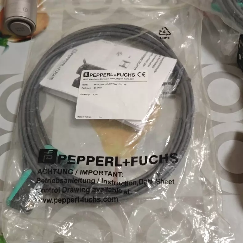 Pepperl+Fuchs Sensor M100/MV100-RT/76b/102/115 thumbnail