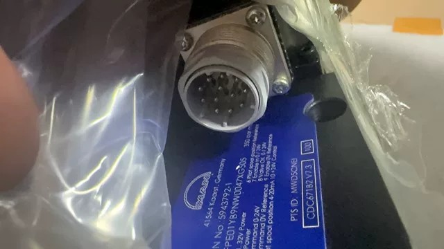 MAN Valve 5943792-1 thumbnail