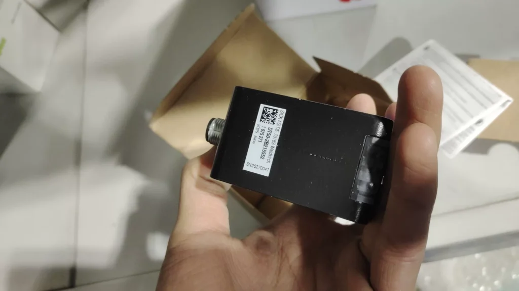 SICK Laser Distance Sensor DT50-2B215252 thumbnail