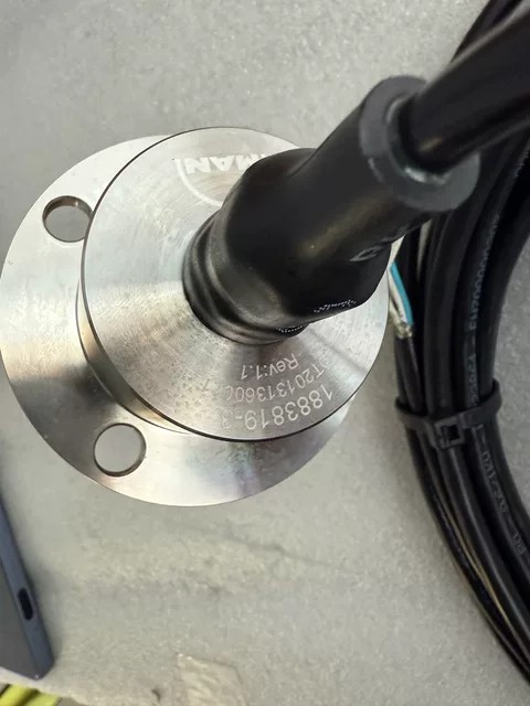 MAN Sensor 1883819-3 thumbnail