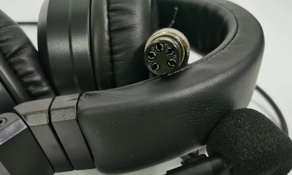 OEM Communication Headset 5-Pin thumbnail