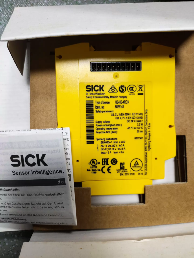 SICK UE410-4R03 Safety Relay