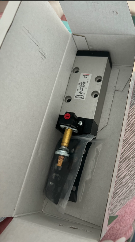 Camozzi 952-000-P15-23-CN02 Valve thumbnail