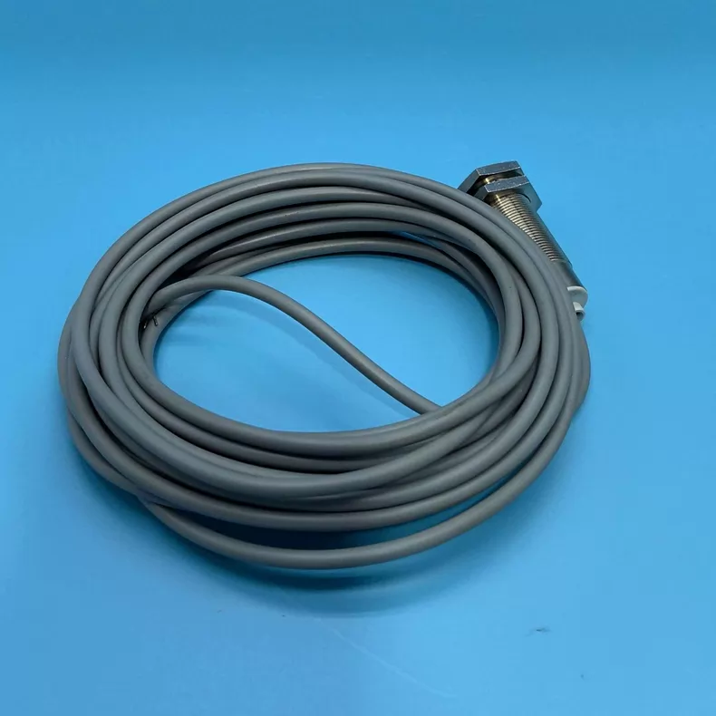 LEGRAND LSR1202L Proximity Sensor thumbnail