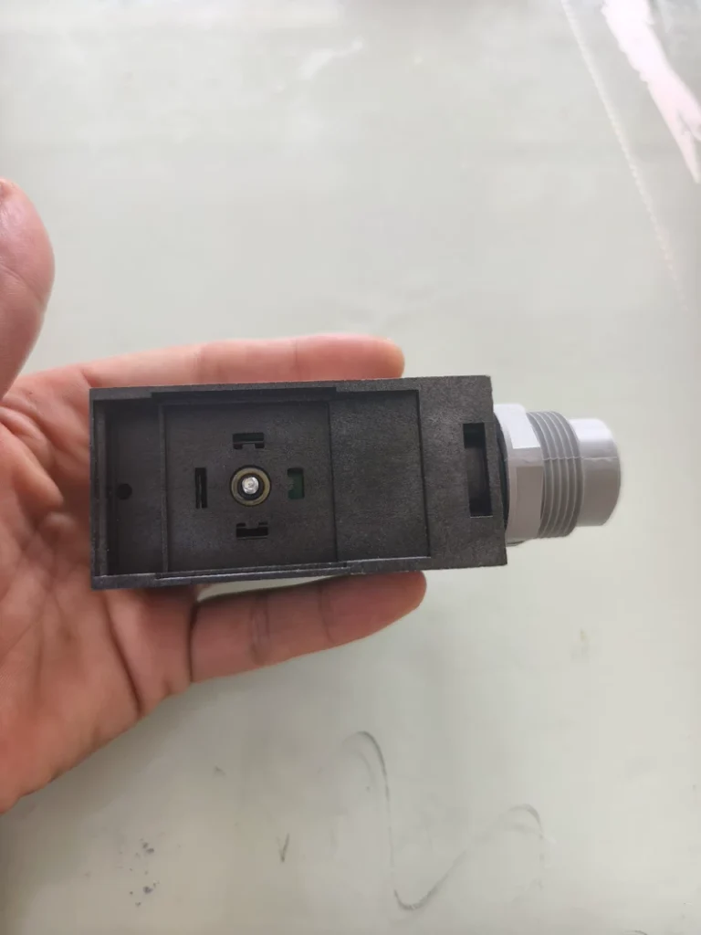 PARKER VS111-800-20 Sensor Amplifier thumbnail