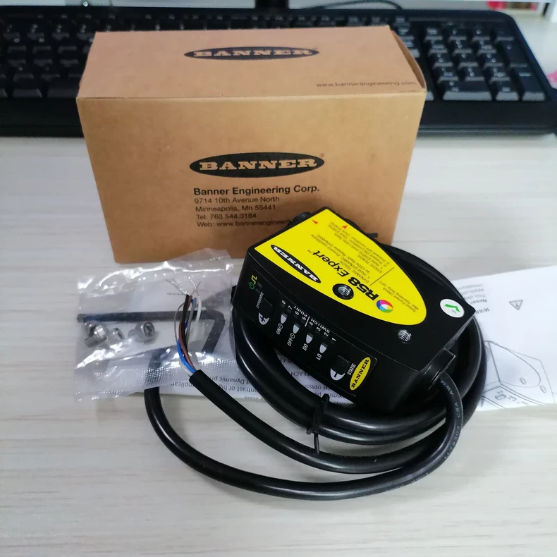 BANNER R58ECRGB1 Color Mark Sensor