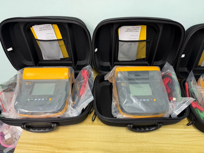 Fluke 1550C FC 5 kV Digital Insulation Tester