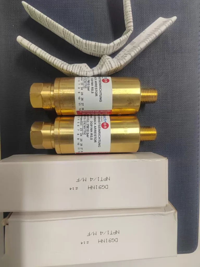 SPECTRON DG91NH R0.5 flashback arrestors