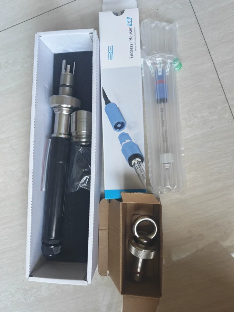 Endress+Hauser CPS11E-BA7BTA2 pH sensor