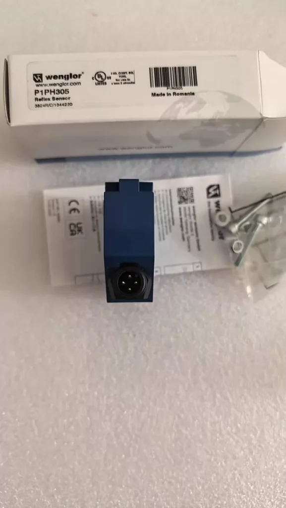 Wenglor P1PH305 Photoelectric Sensor thumbnail
