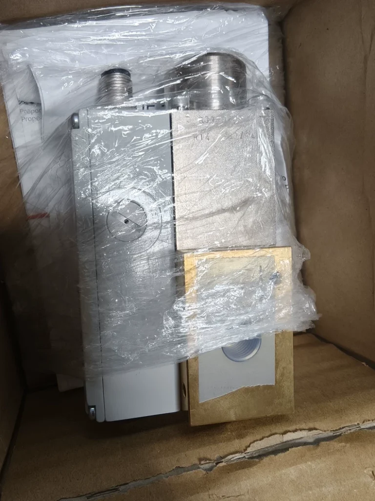 Burkert 614357EH0115HJ01 Valve