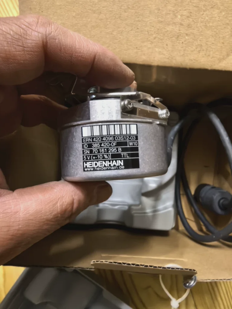 HEIDENHAIN 385420-0F ERN430.4096.03S12-03 Encoder