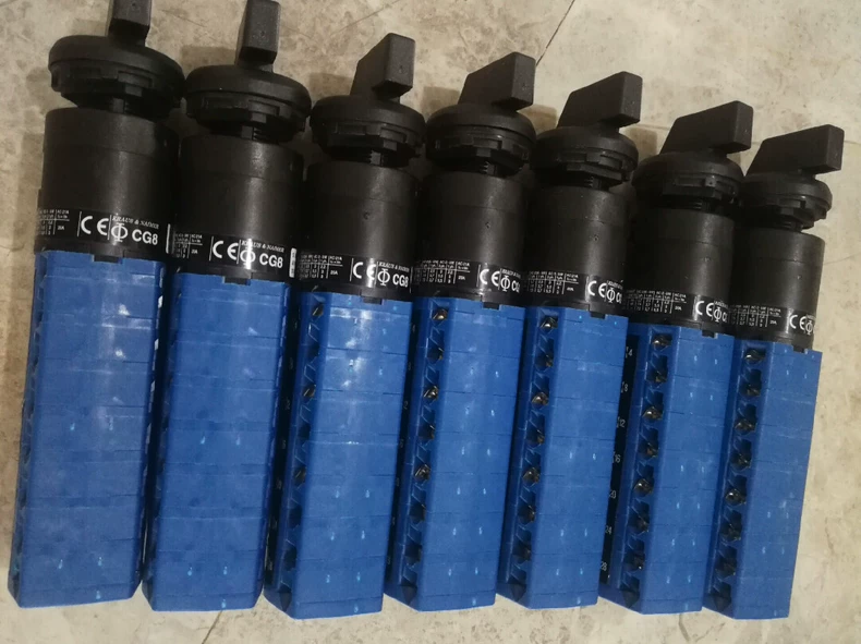 Kraus & Naimer CG8 Switch