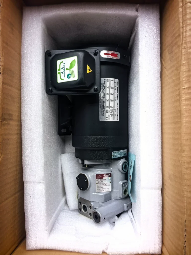 TOYO PUMP PVB2-3EL-4P-0.75KW Pump