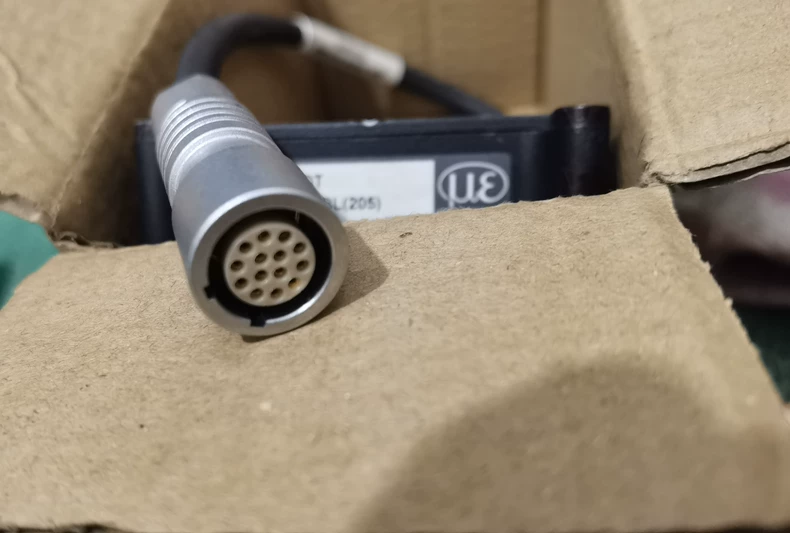Micro-Epsilon ILD2300-2BL(205) displacement sensor thumbnail