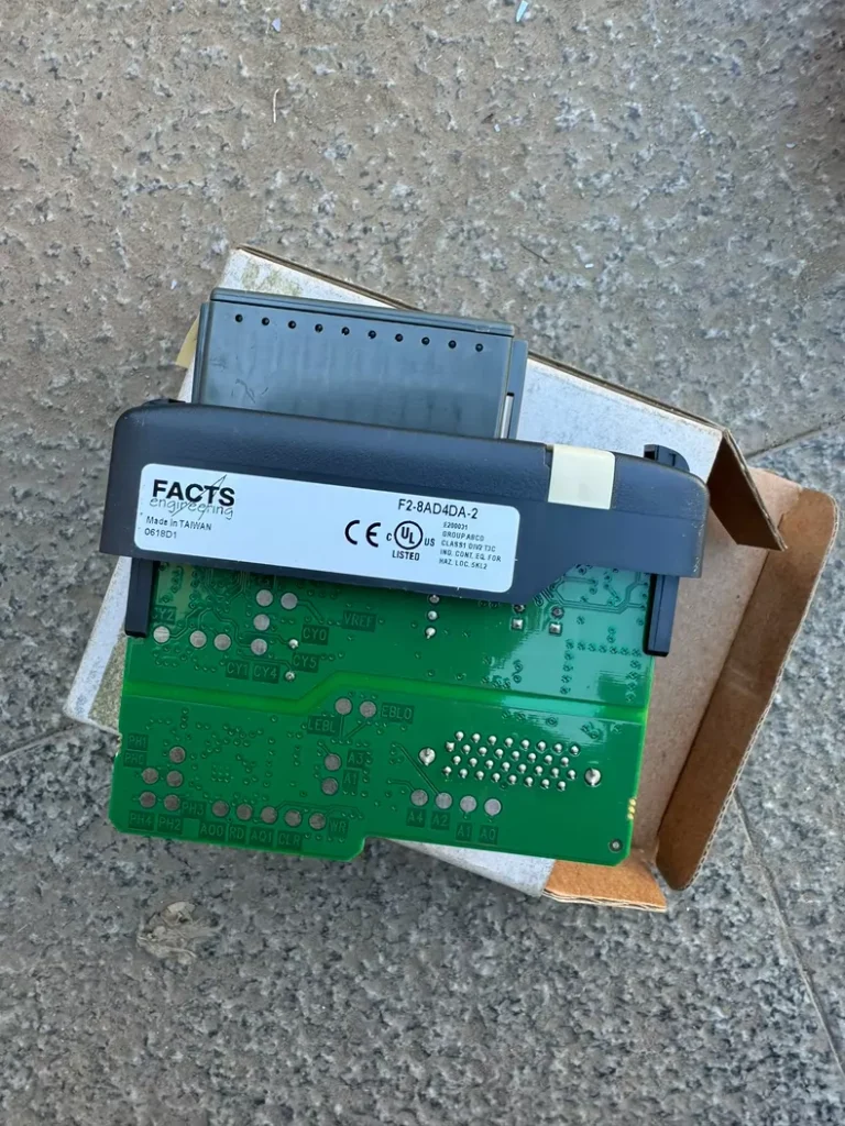 FACTS F2-8AD4DA-2 PLC MODULE