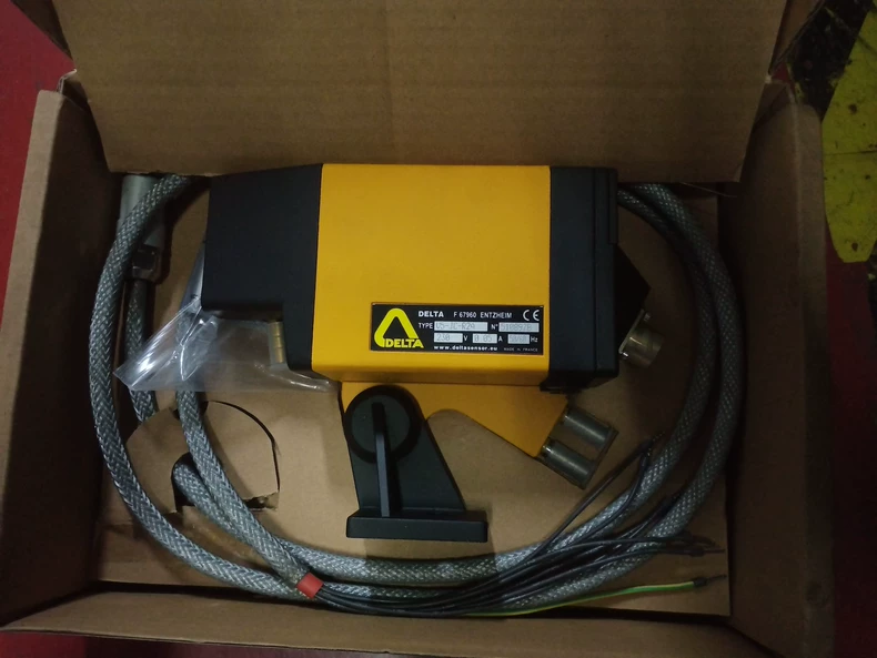DELTA V5-JC-R2A Laser Barrier