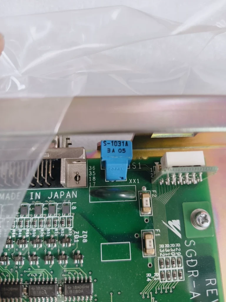 YASKAWA SGDR-AXA01A Control Board
