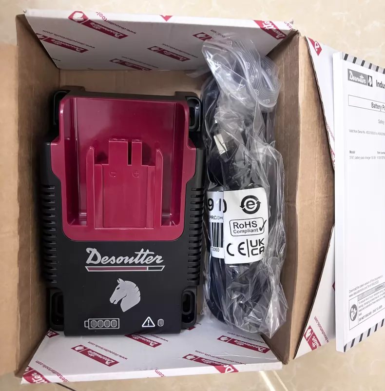 Desoutter 6158132700 Charger
