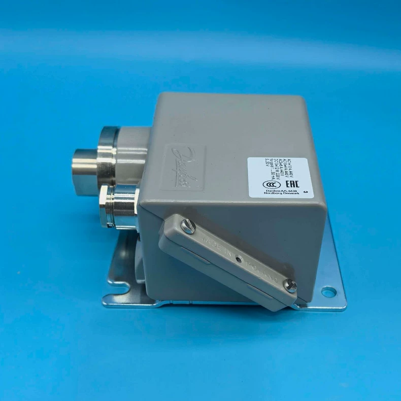 Danfoss KPS43 060-312066 Pressure Switch thumbnail