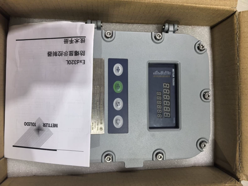 METTLER TOLEDO EXD320L-00000-A00-J00 Industrial Weighing Indicator thumbnail
