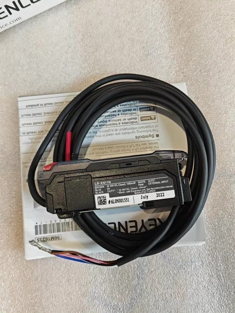 KEYENCE LR-XN11N Fiber Amplifier