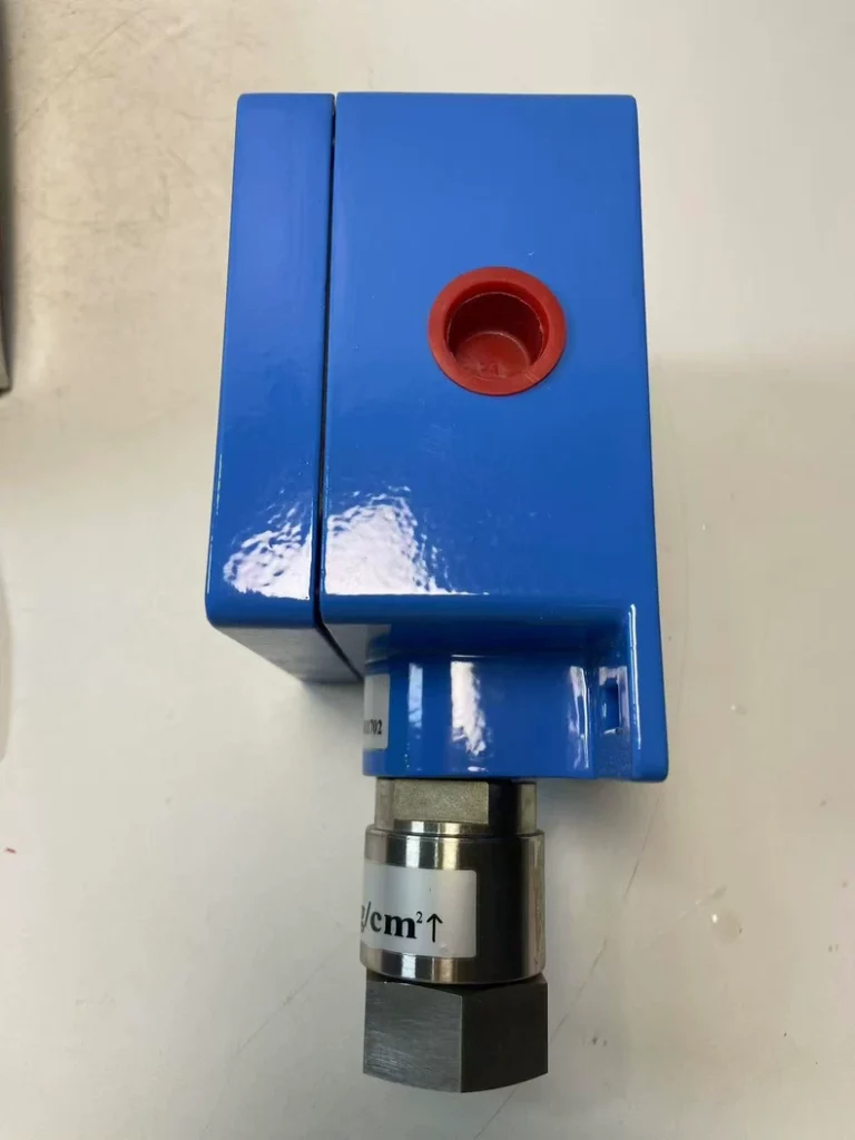 NEW-FLOW PS2000W-20R-A-1-F-1 Pressure Switch thumbnail