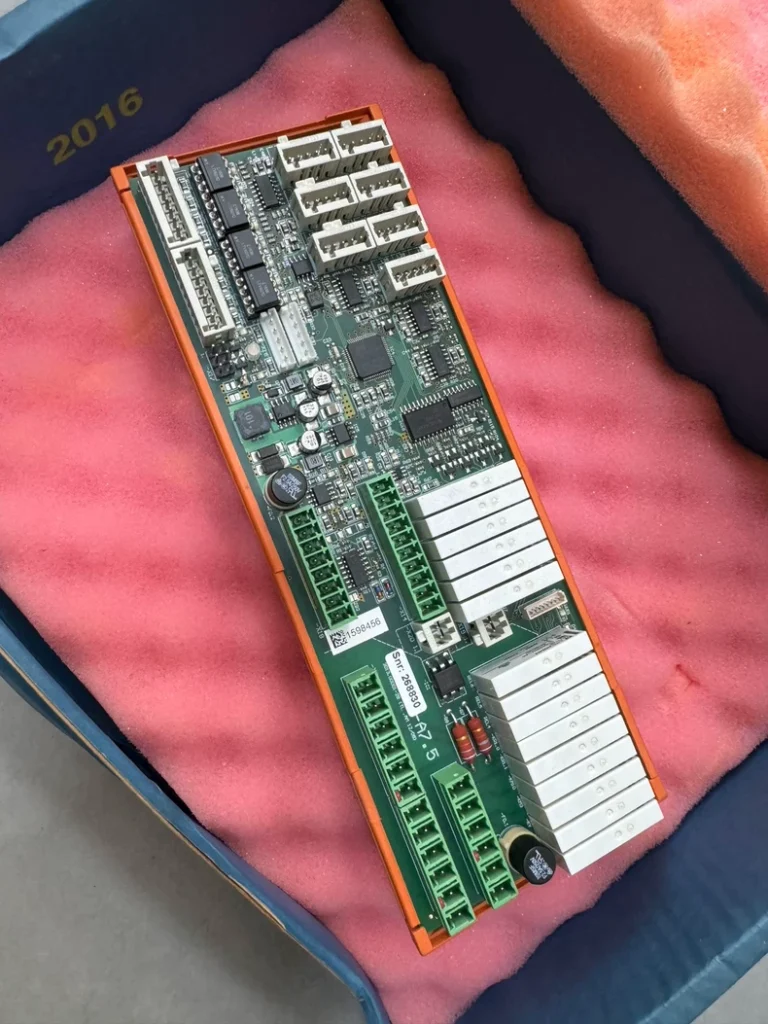 Huber -A7.5 3013.00001-2B 32783 Control card
